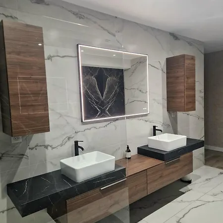 Maison plain-pied pour 8 personnes Villa *